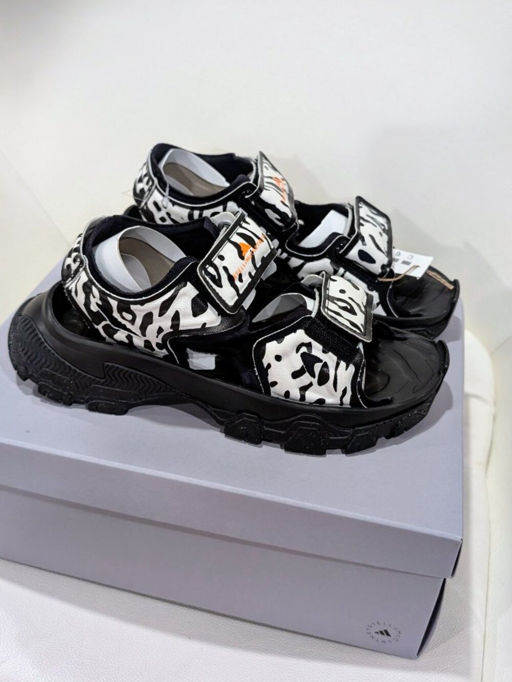 NWT Adidas by Stella McCartney Hika Sandals 7